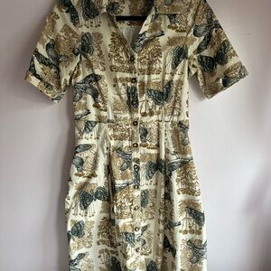 Elegant Button-Down Printed Dress